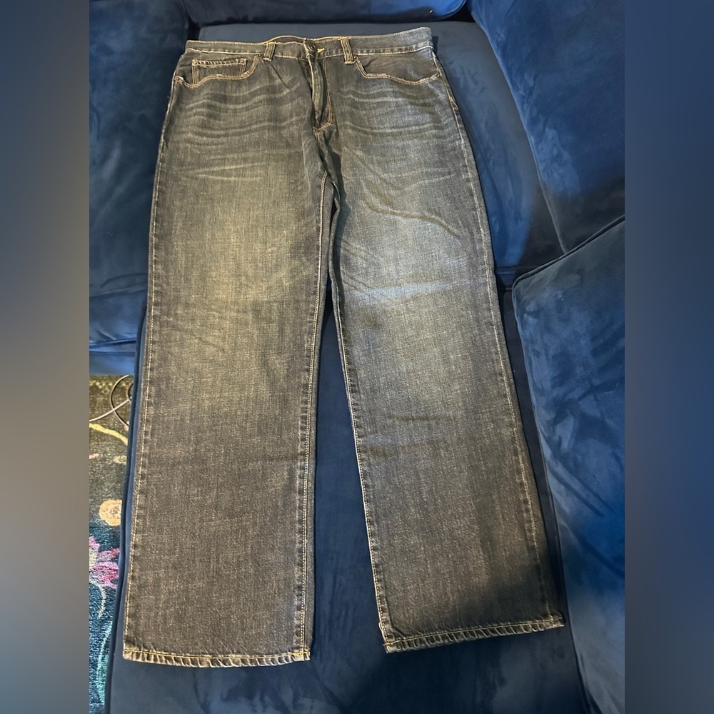 Gap loose fit Jean. Dark wash. 5 pocket. 34x30